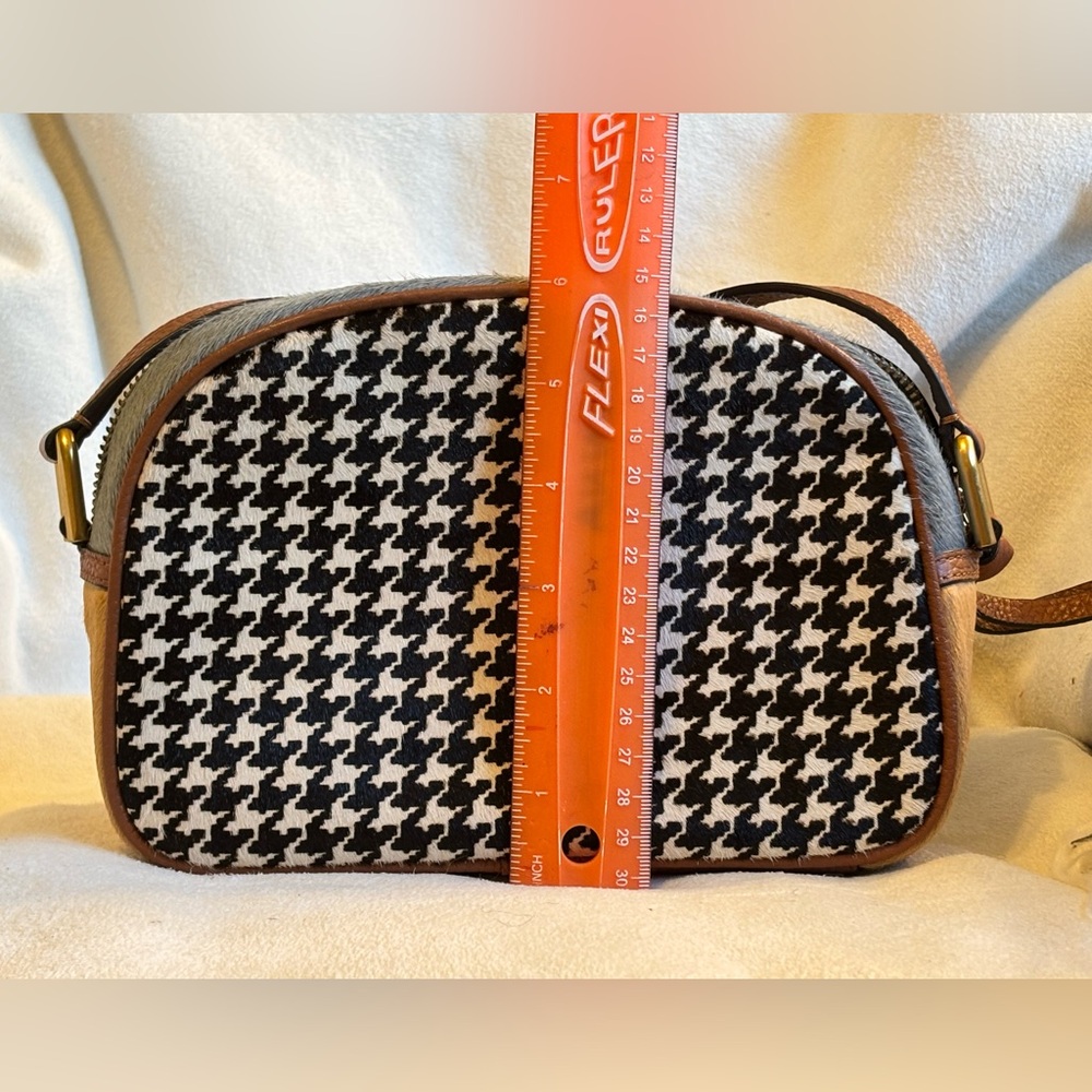 J Crew Devon Houndstooth Calf Hair Pebbled Leather Crossbody Camera Bag Like New - Picture 11 of 11